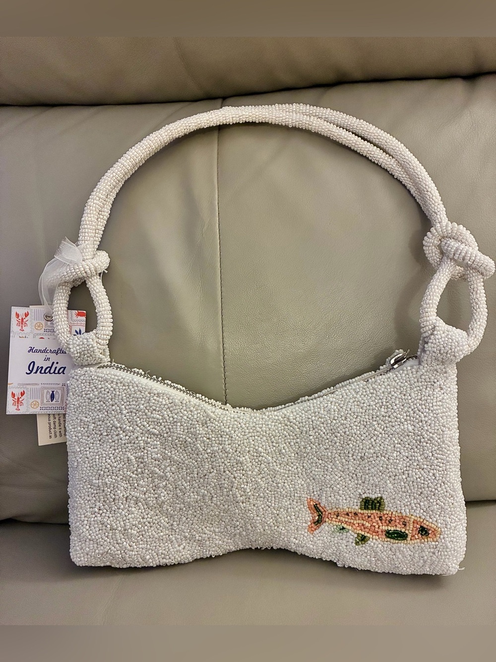 ✨ Handcrafted In India Fish Beaded Bag w/ fisherman knot straps & bag charm NWT - Picture 2 of 4
